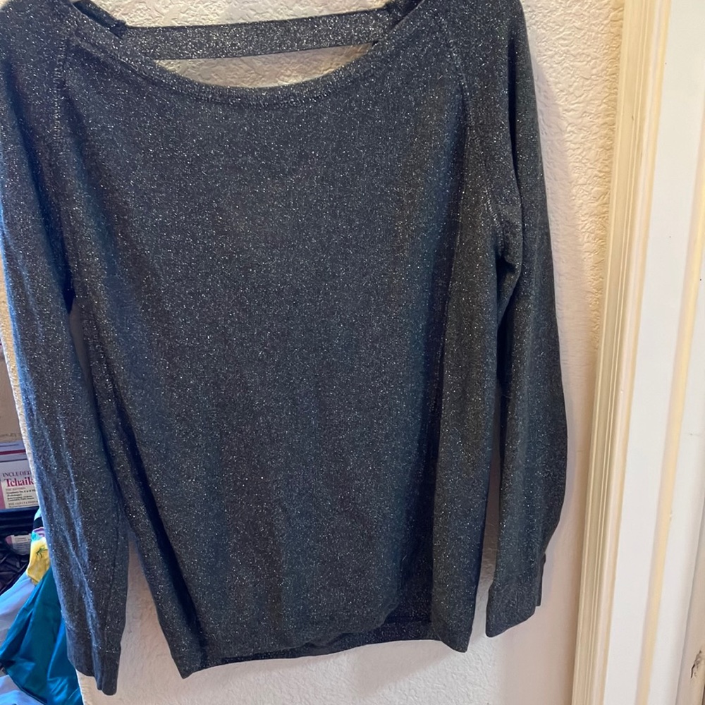 FINAL MARKDOWN Ana draped back shimmery top large